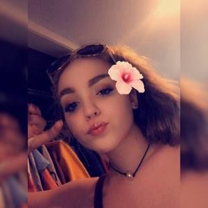 Meet your Posher, Skylar